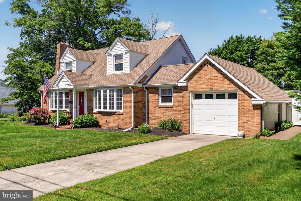 308 LILAC LANE