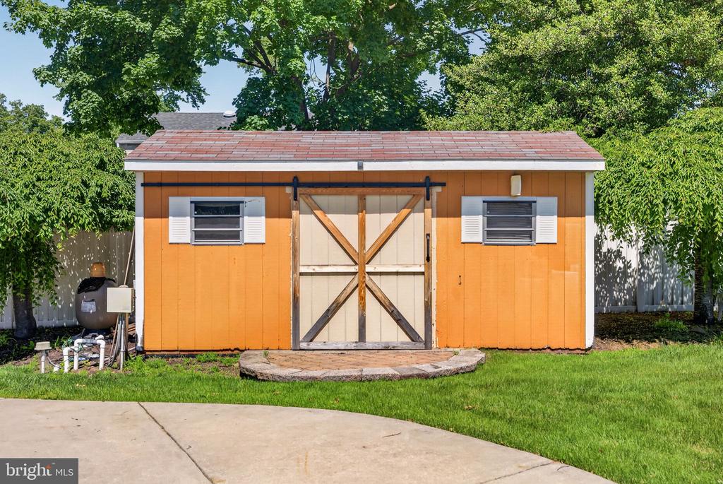 308 LILAC LANE