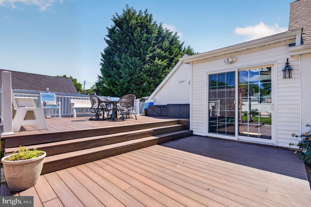 308 LILAC LANE