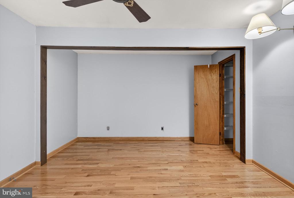 43 ABINGTON AVENUE