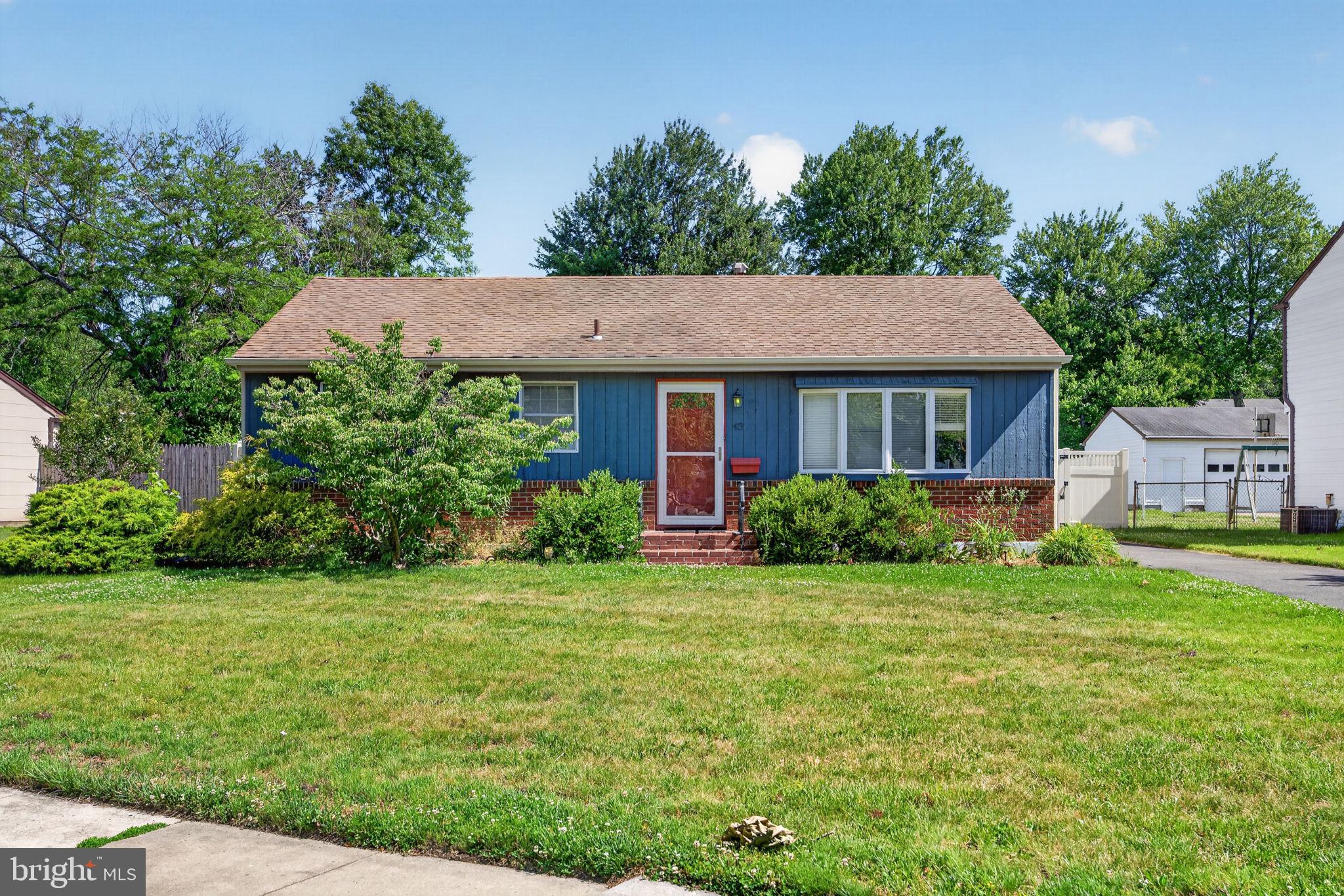 43 ABINGTON AVENUE