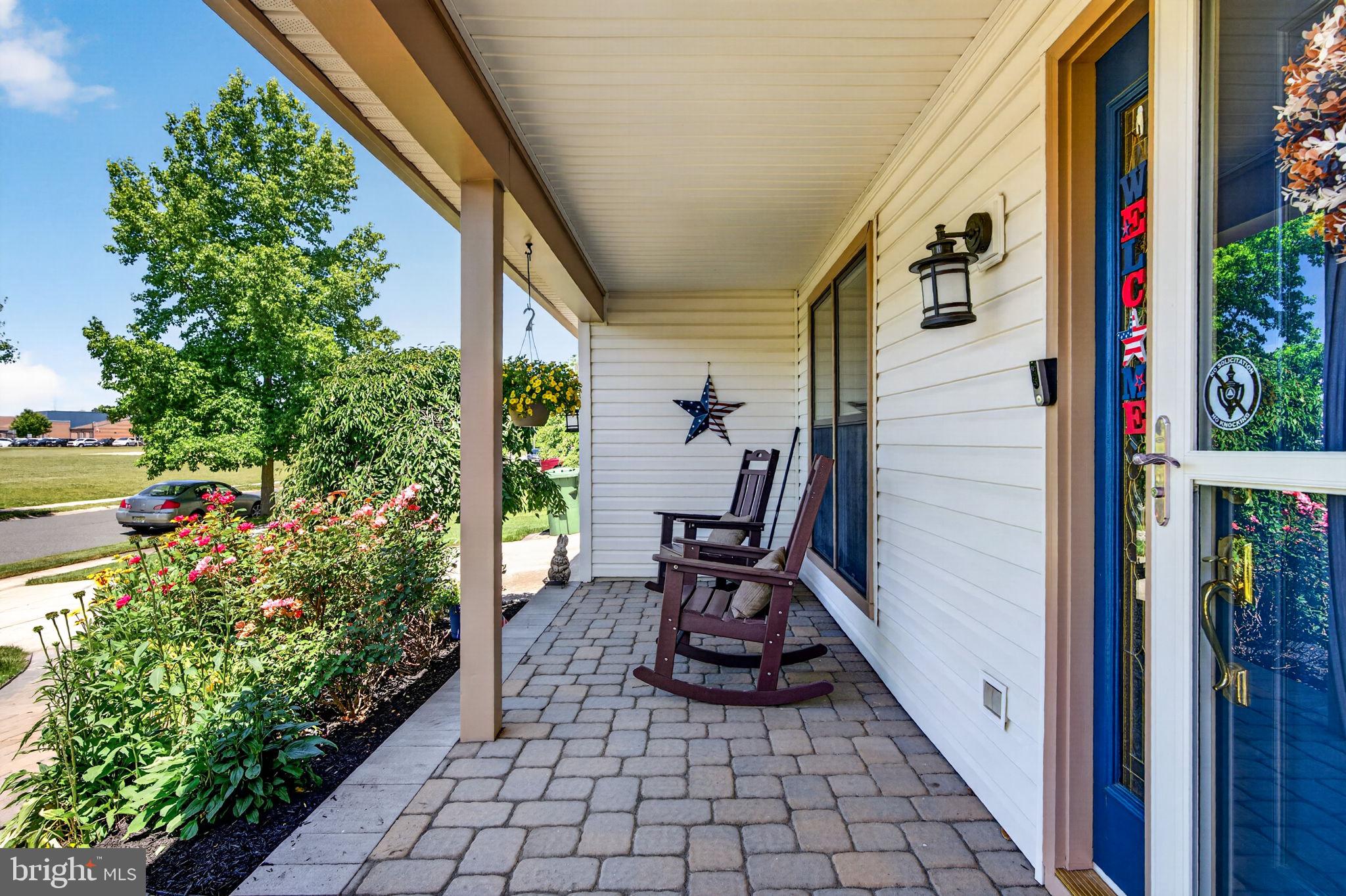 202 WELLINGTON DRIVE