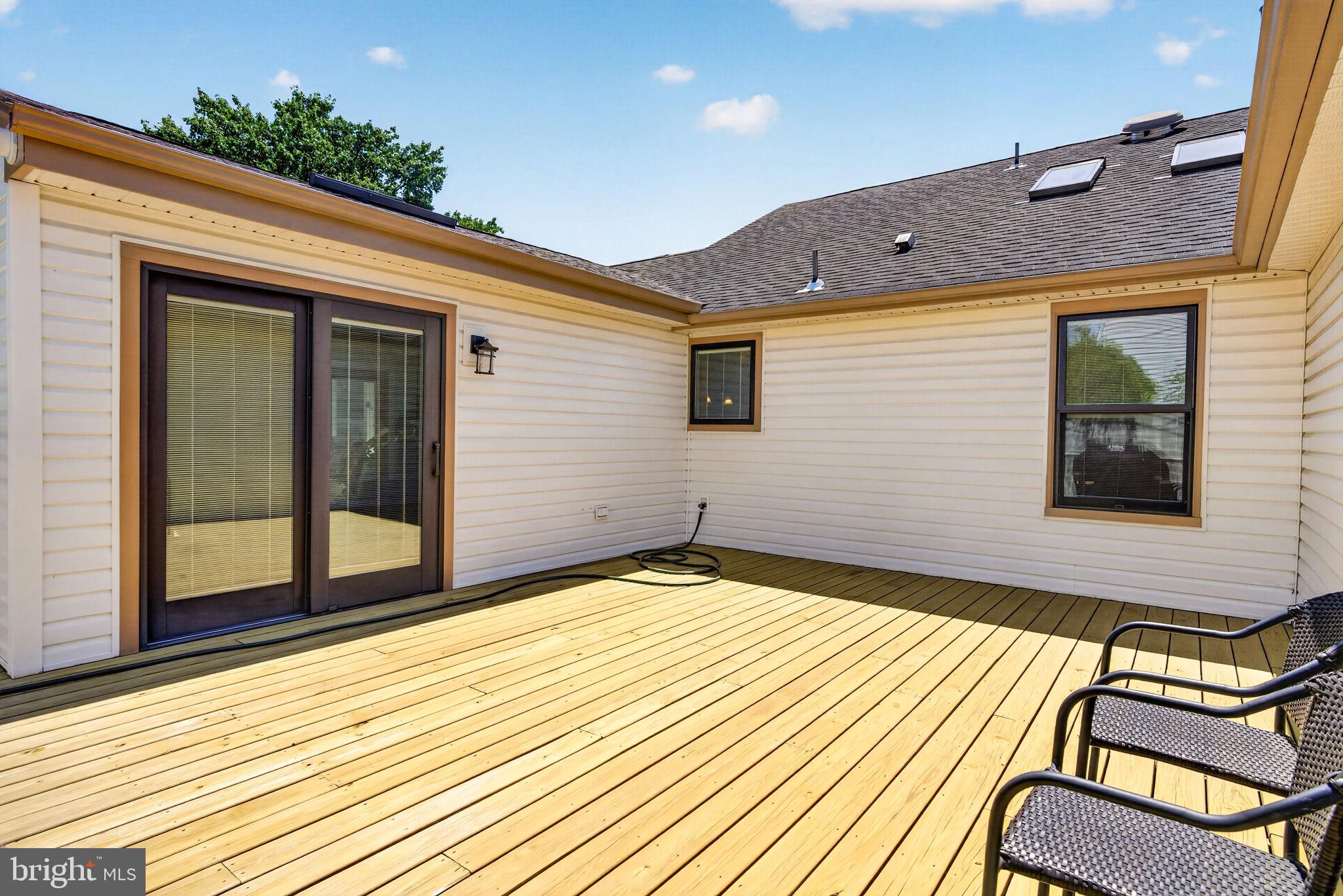 202 WELLINGTON DRIVE
