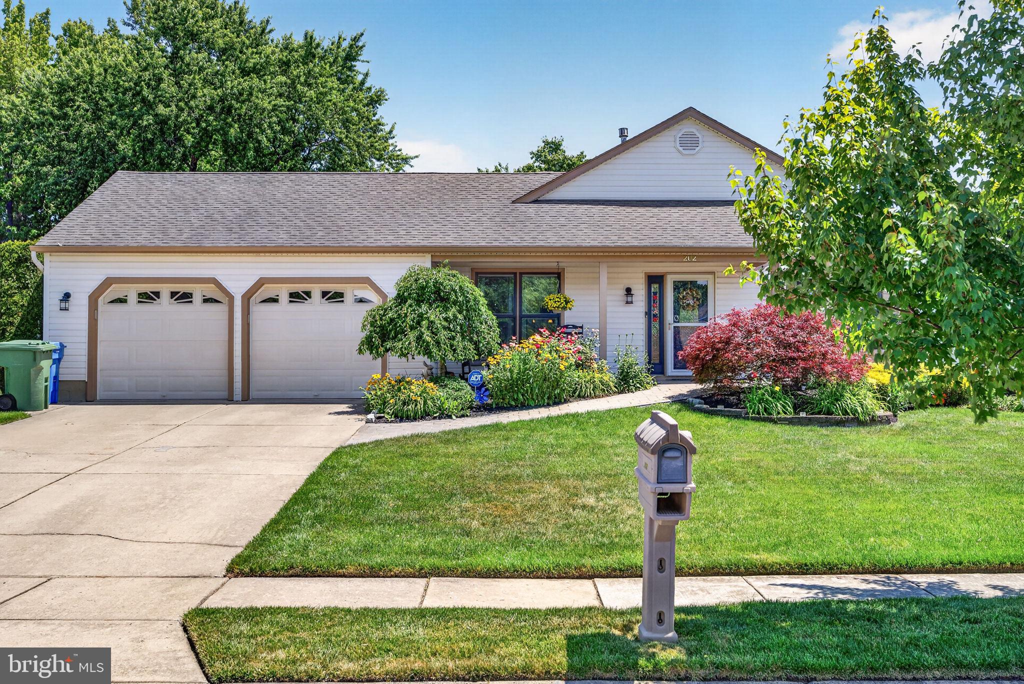 202 WELLINGTON DRIVE