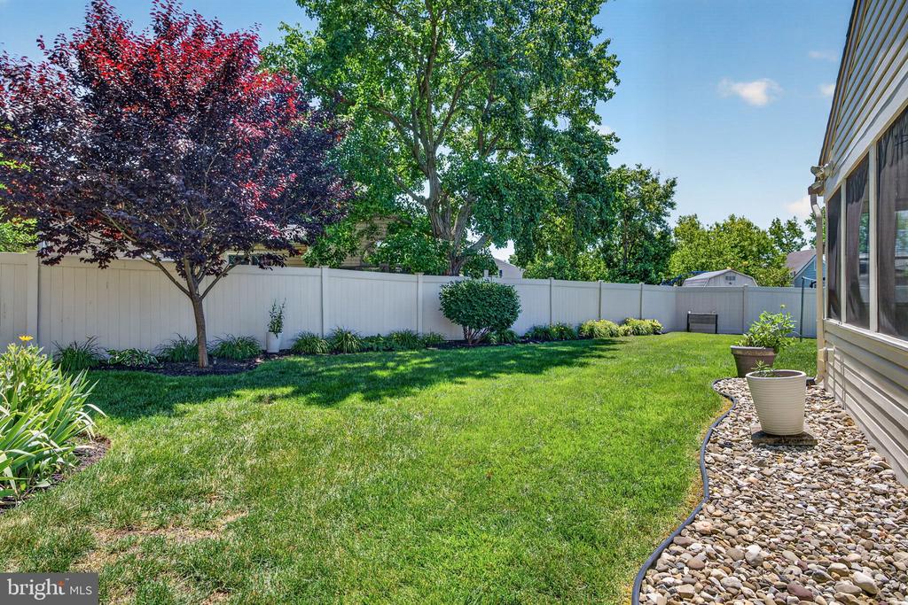 202 WELLINGTON DRIVE