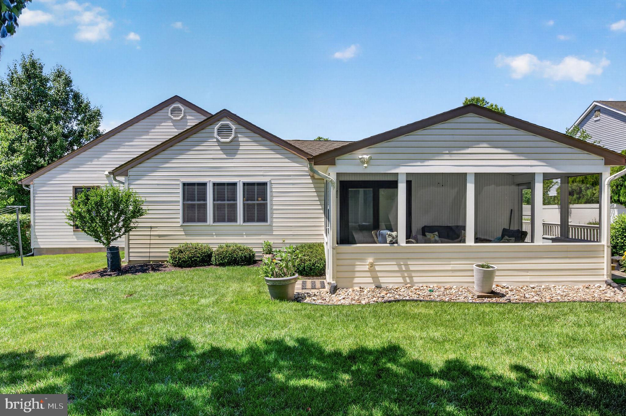 202 WELLINGTON DRIVE