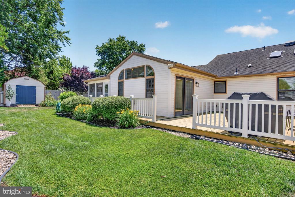 202 WELLINGTON DRIVE