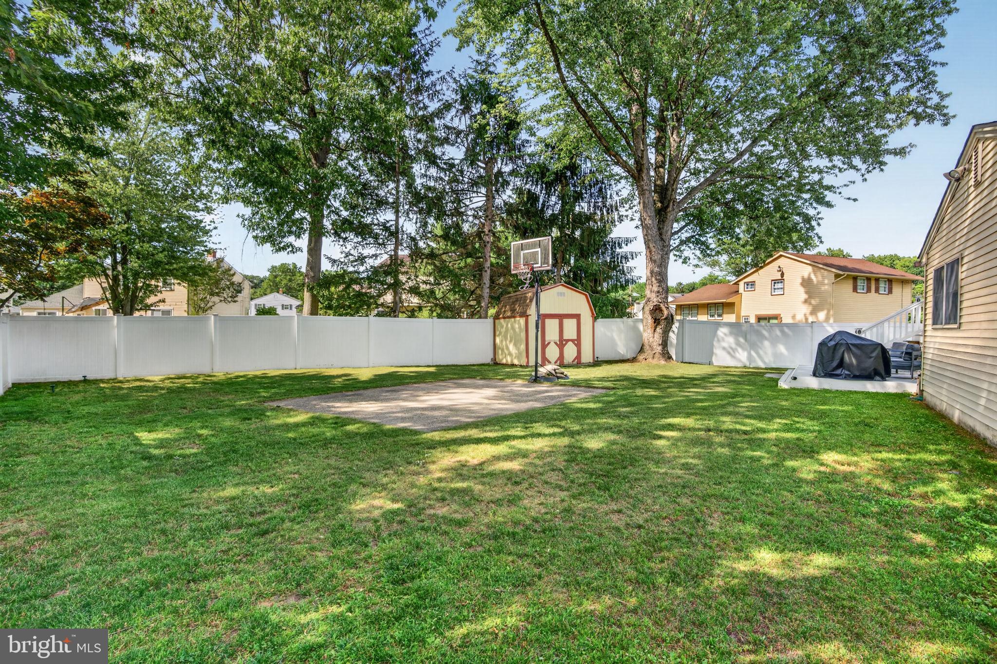 19 CHARTER OAK LANE