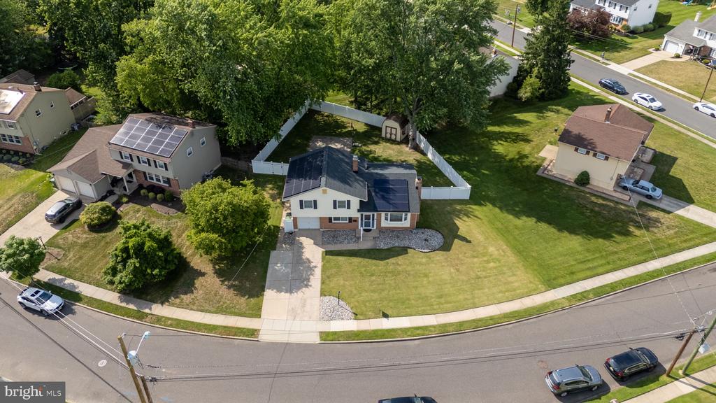 19 CHARTER OAK LANE