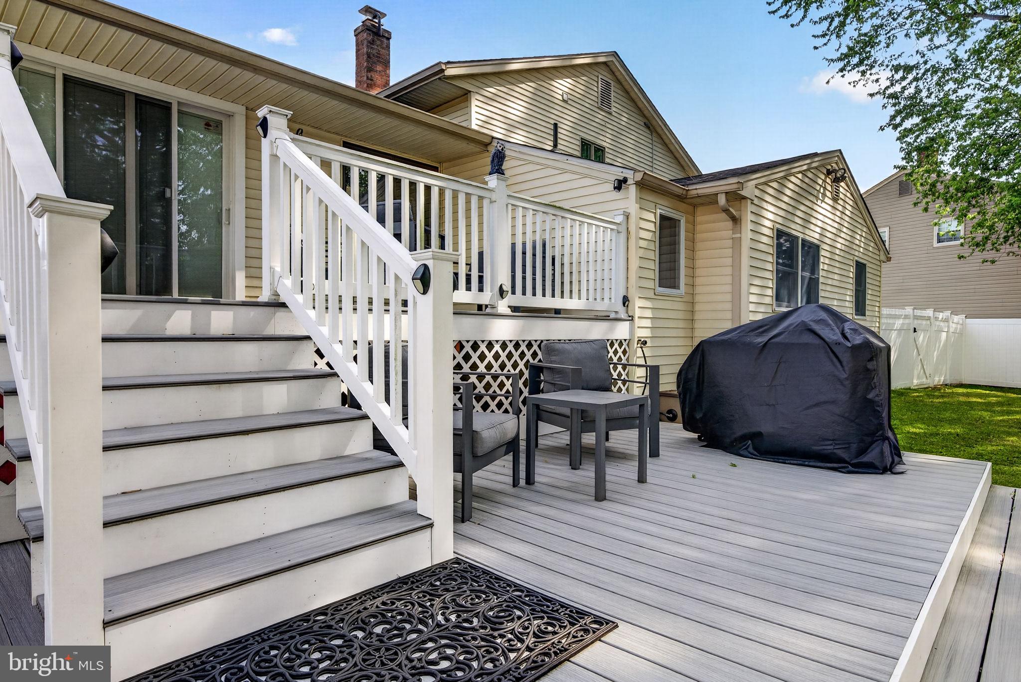 19 CHARTER OAK LANE