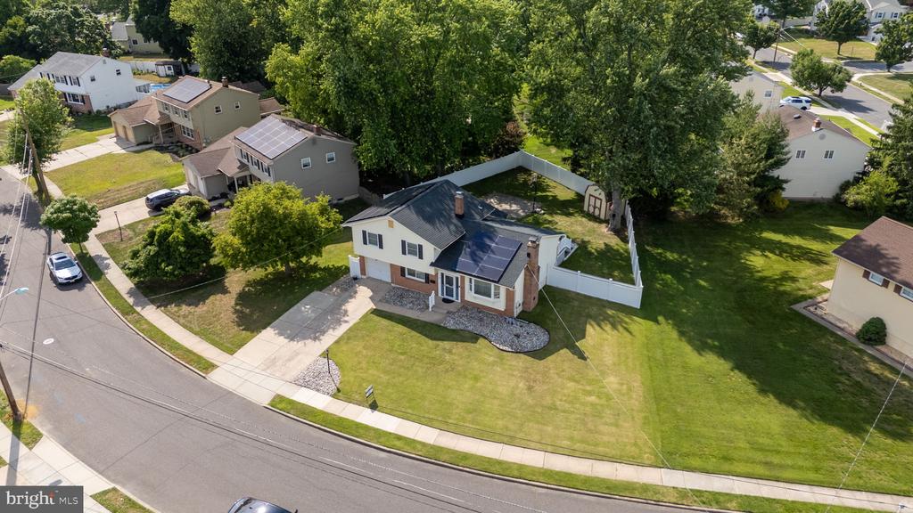 19 CHARTER OAK LANE