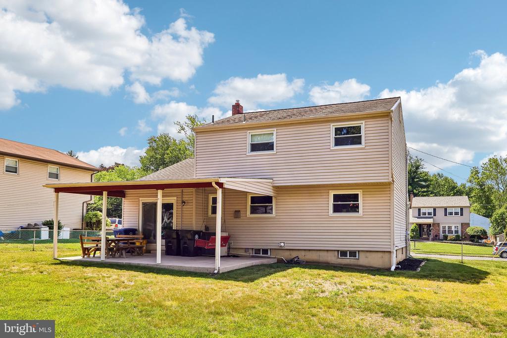 102 CAMBRIDGE DRIVE