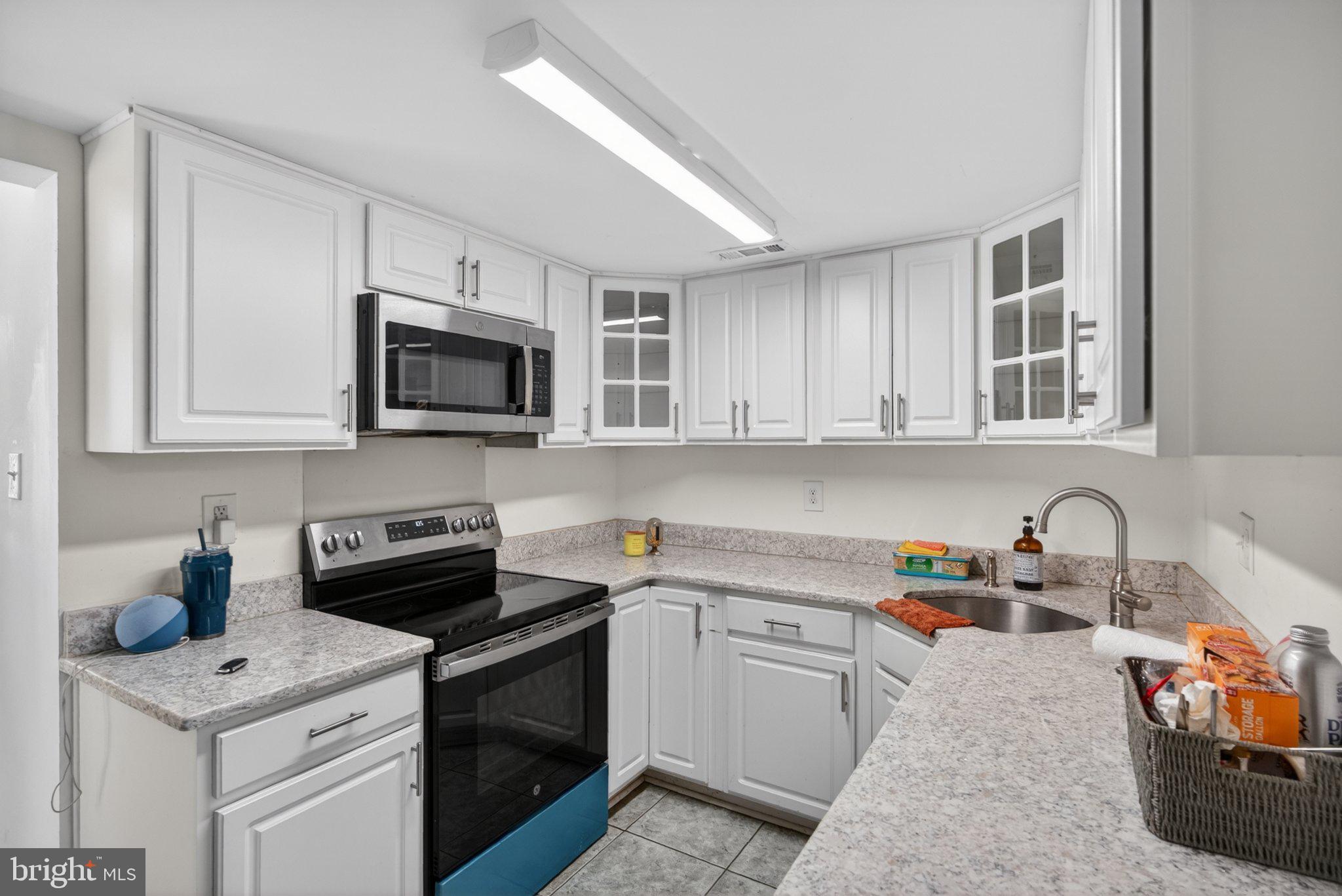 313 BARTON BOULEVARD