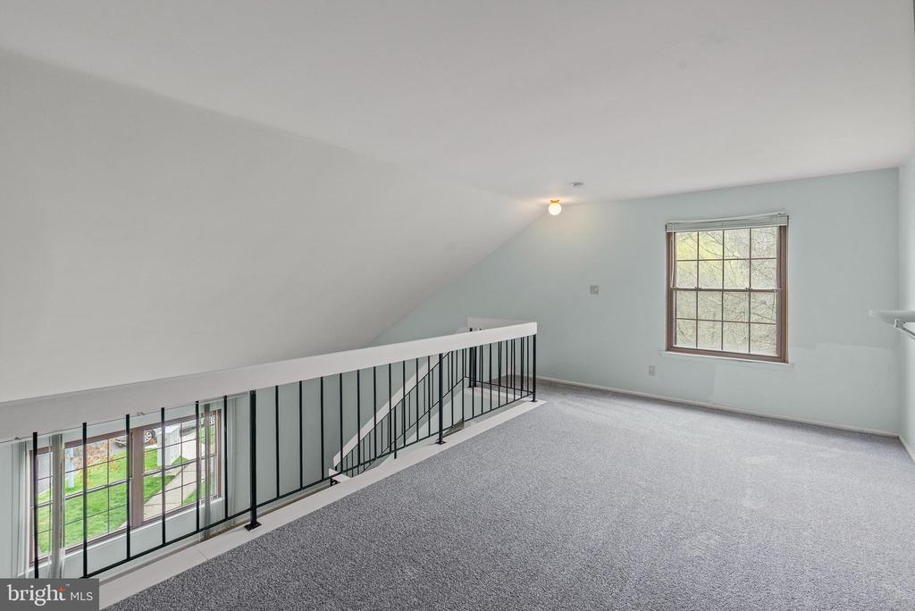 164 BRADFORD COURT B