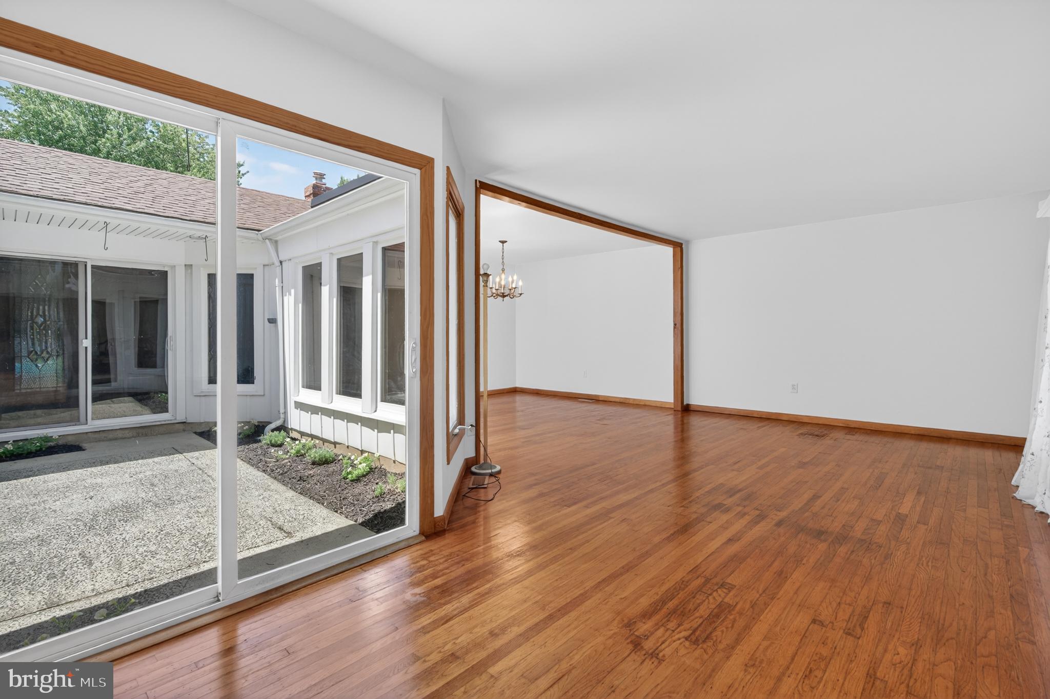 203 COUNTRYSIDE LANE