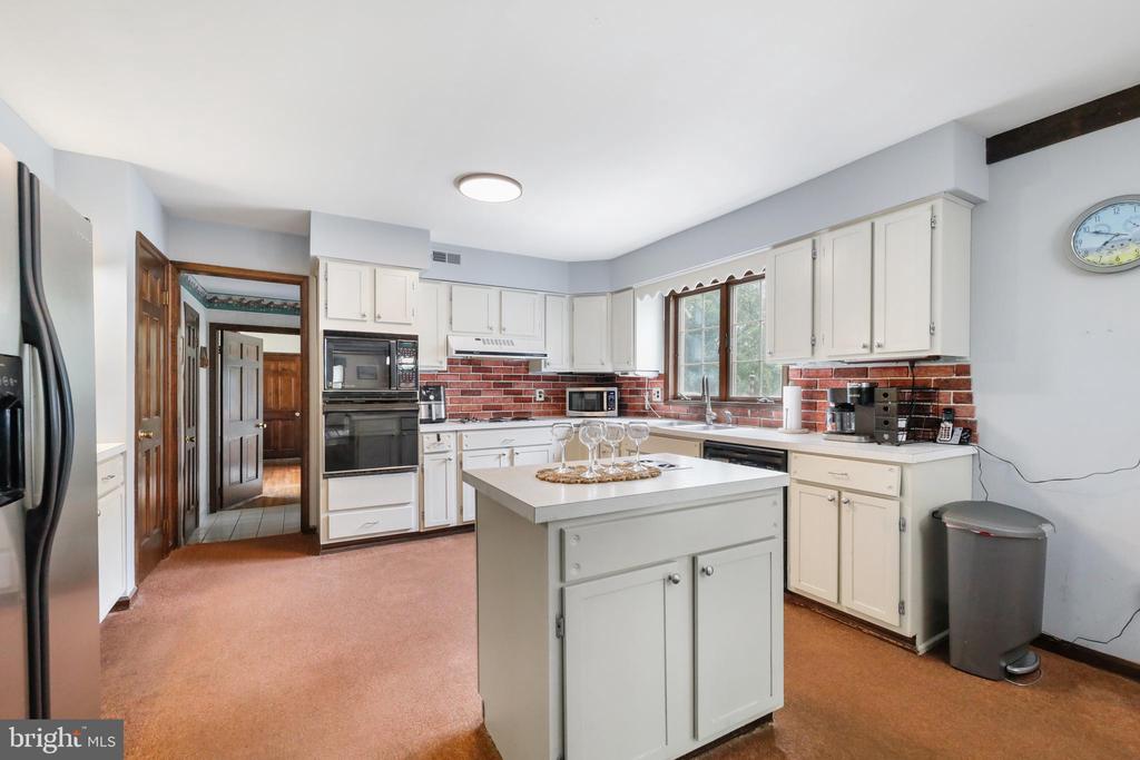 95 FOSTERTOWN ROAD