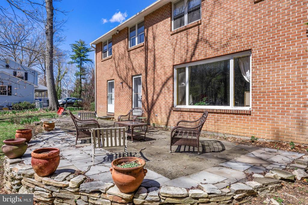 52 WESTBROOK DRIVE