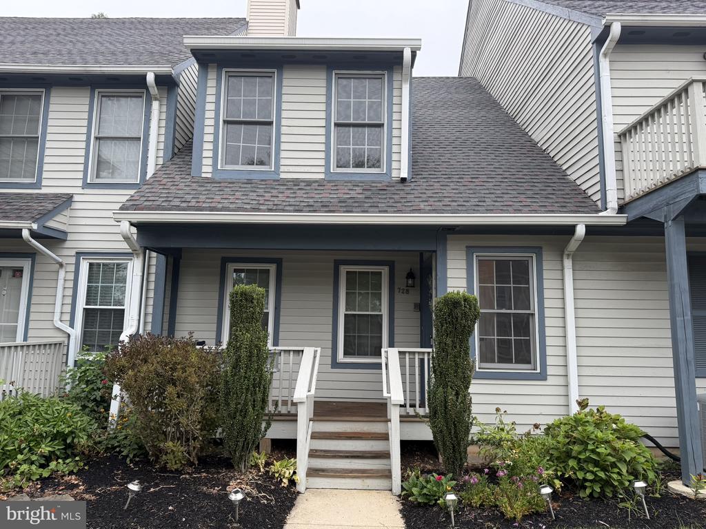 728 WESTFIELD DRIVE