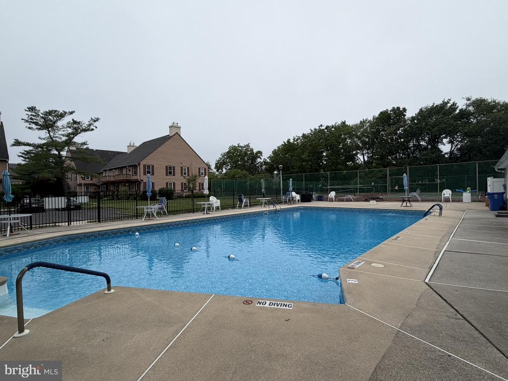 728 WESTFIELD DRIVE