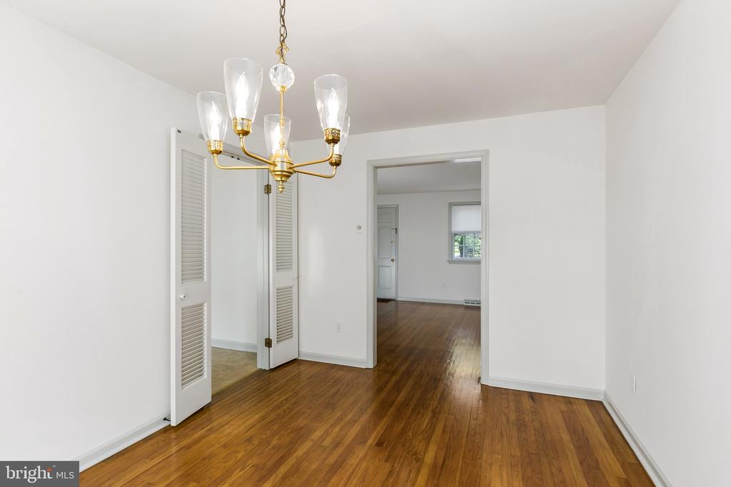 139 E 3RD STREET