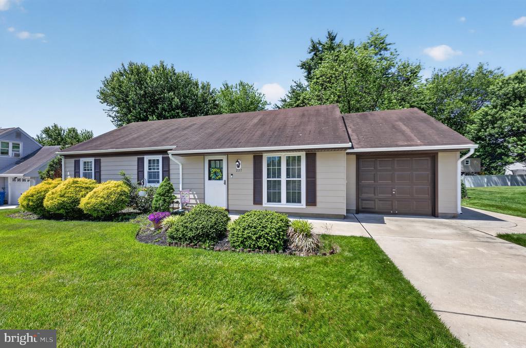 227 TENBY CHASE DRIVE