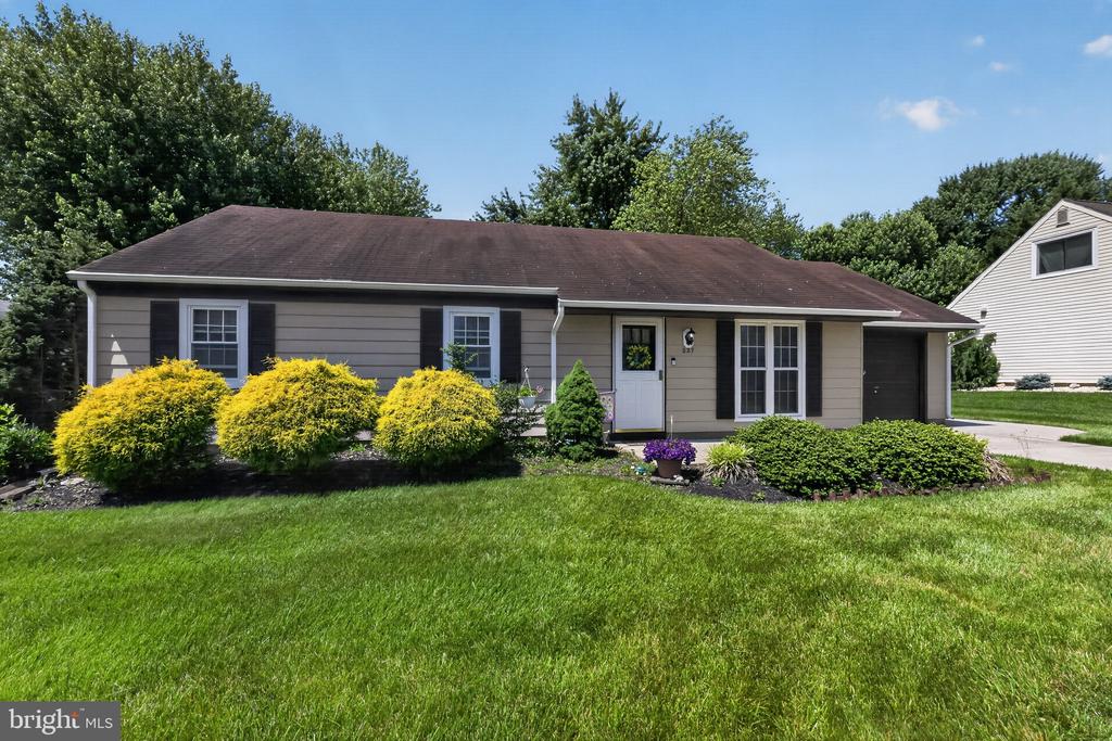 227 TENBY CHASE DRIVE