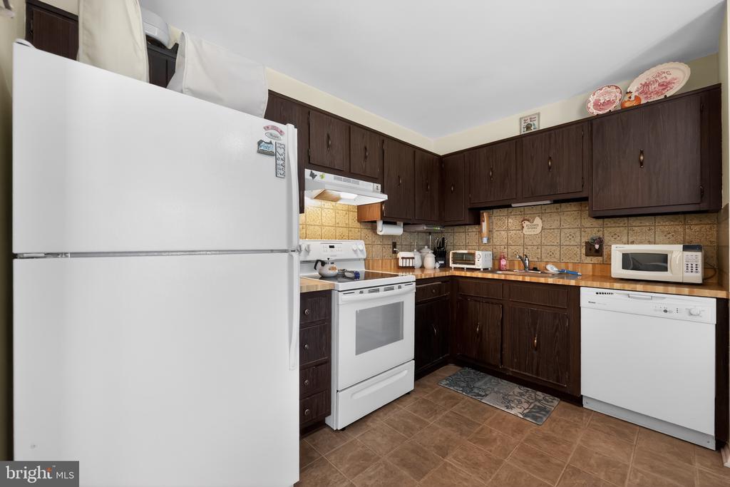227 TENBY CHASE DRIVE