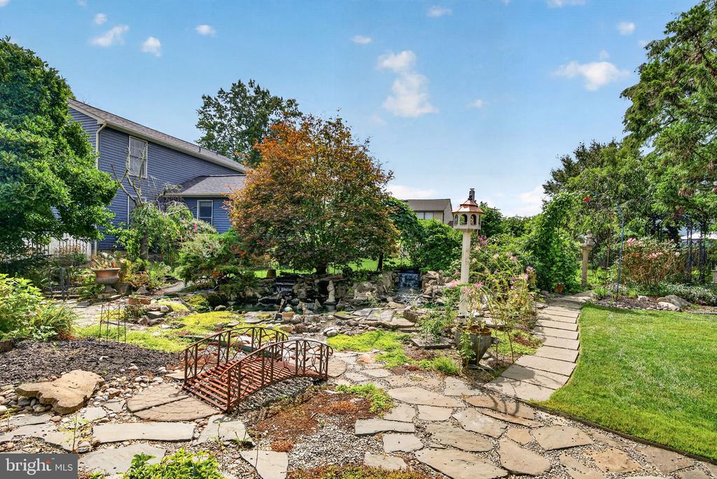25 BRIGHTON DRIVE