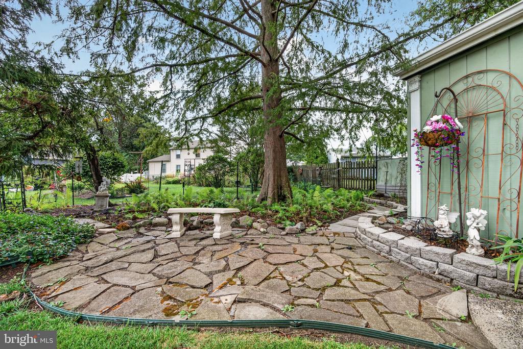 25 BRIGHTON DRIVE