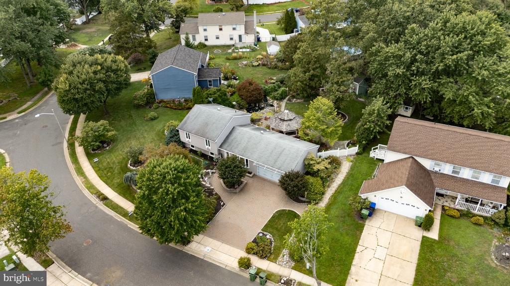 25 BRIGHTON DRIVE