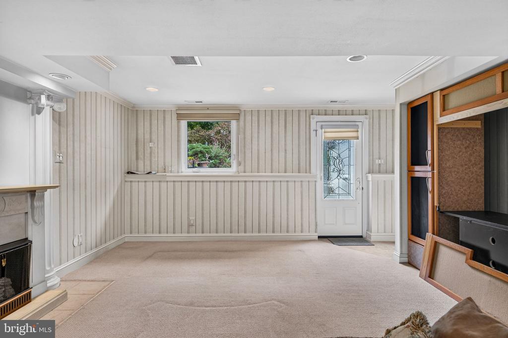 25 BRIGHTON DRIVE