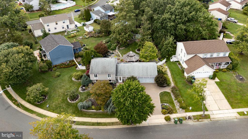 25 BRIGHTON DRIVE