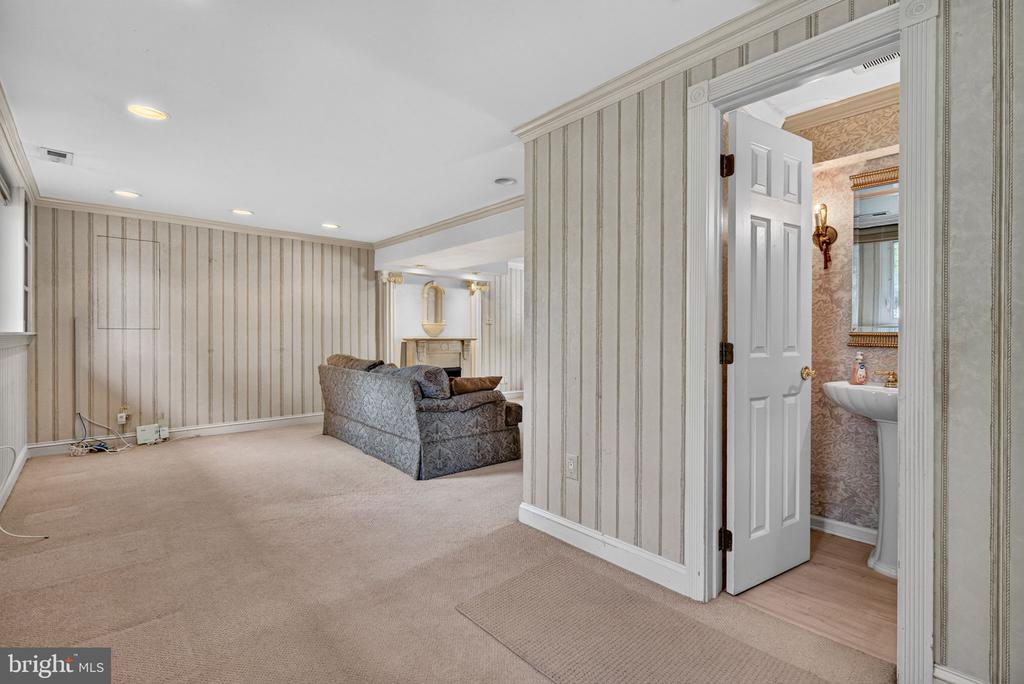 25 BRIGHTON DRIVE