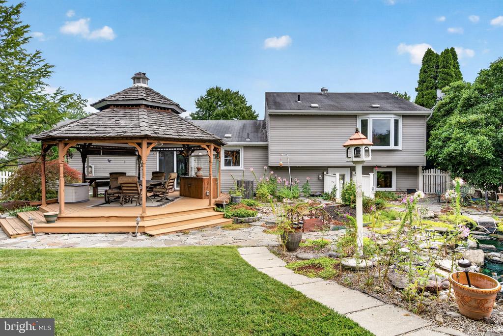 25 BRIGHTON DRIVE