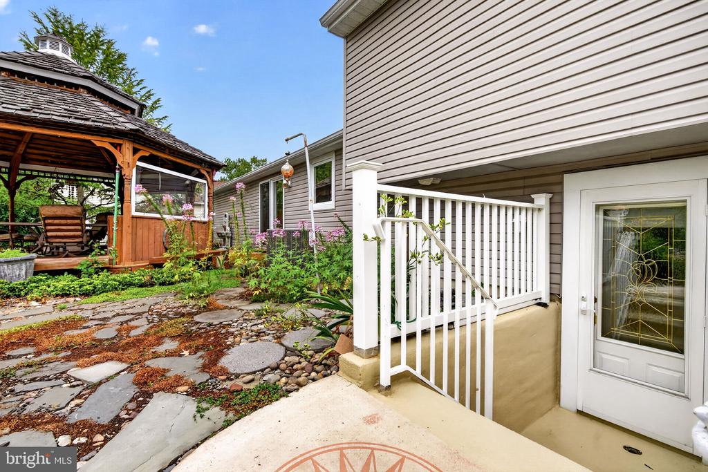 25 BRIGHTON DRIVE