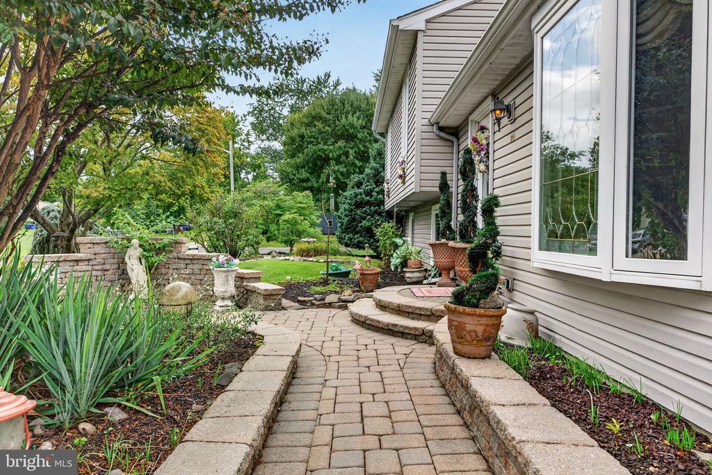25 BRIGHTON DRIVE