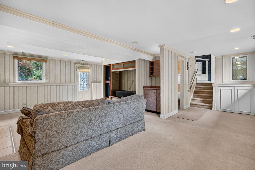 25 BRIGHTON DRIVE