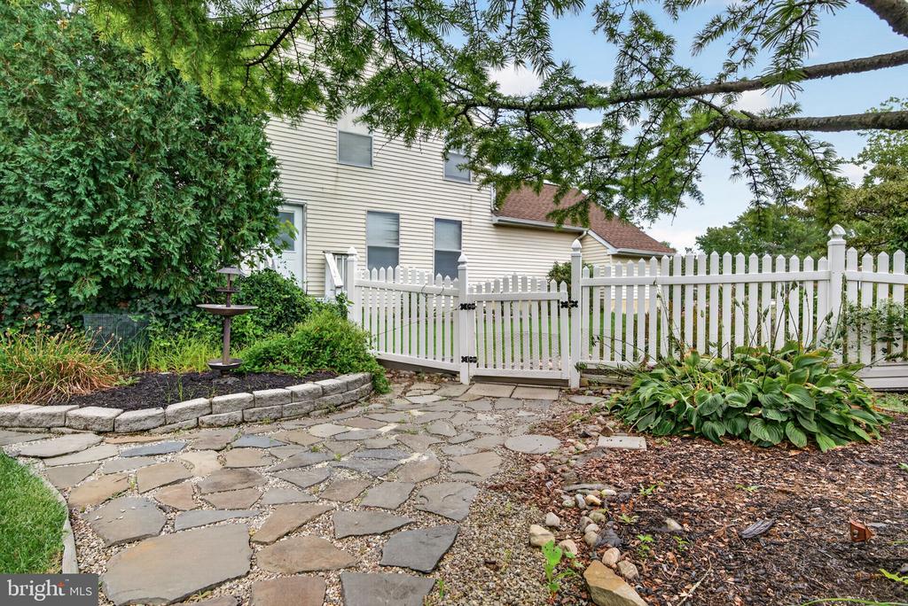 25 BRIGHTON DRIVE