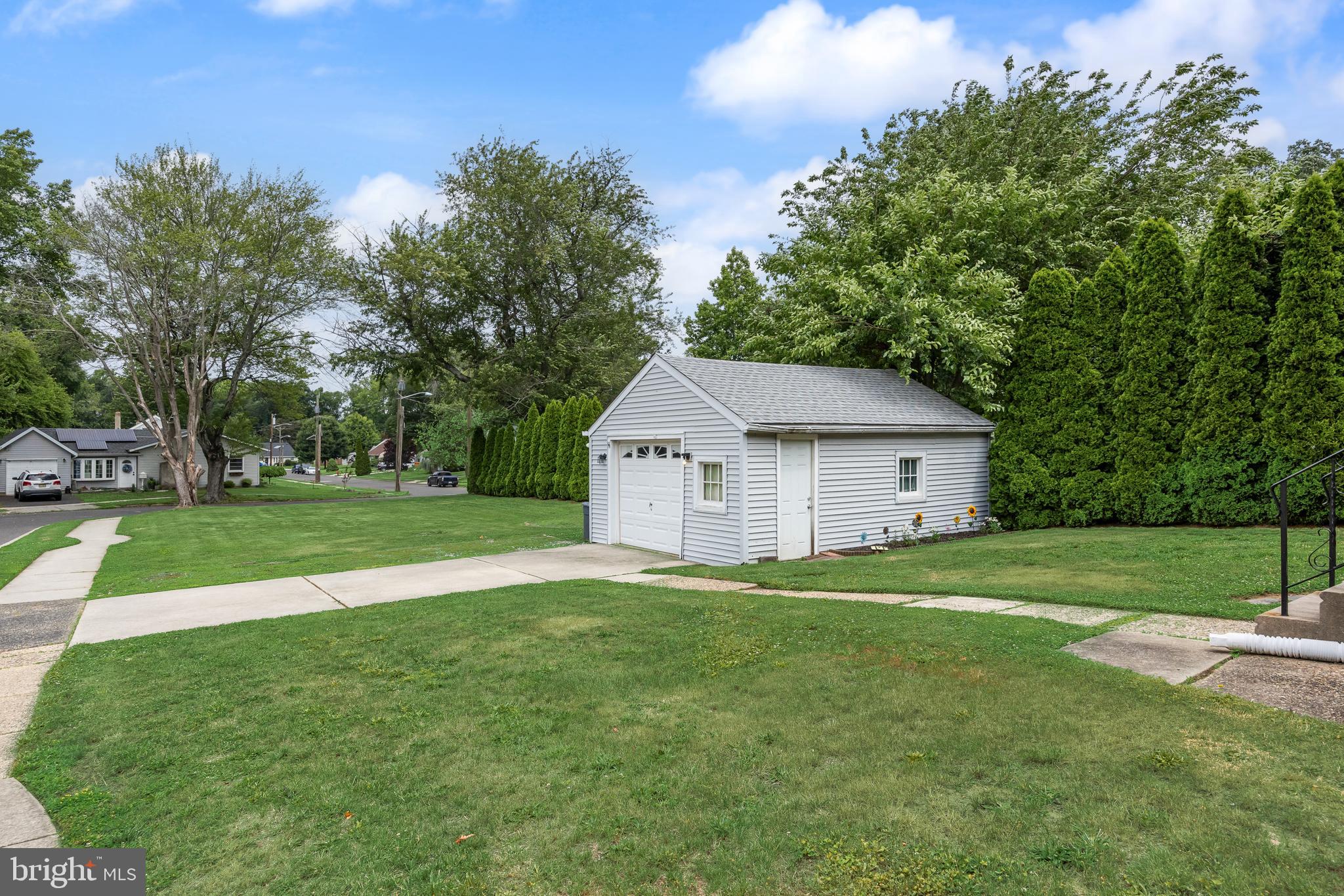 23 W MILL ROAD