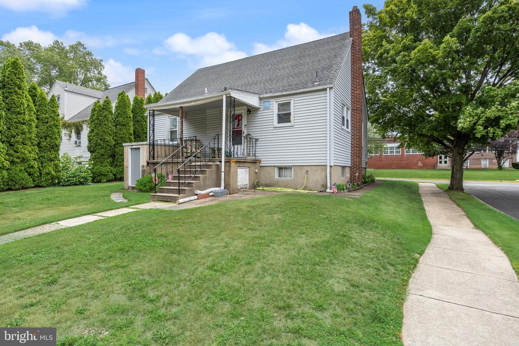 23 W MILL ROAD