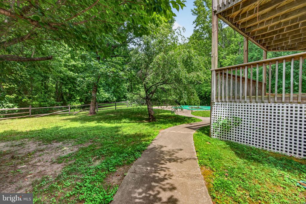 206 BRADDOCK MILL ROAD