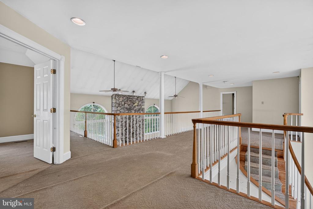 206 BRADDOCK MILL ROAD