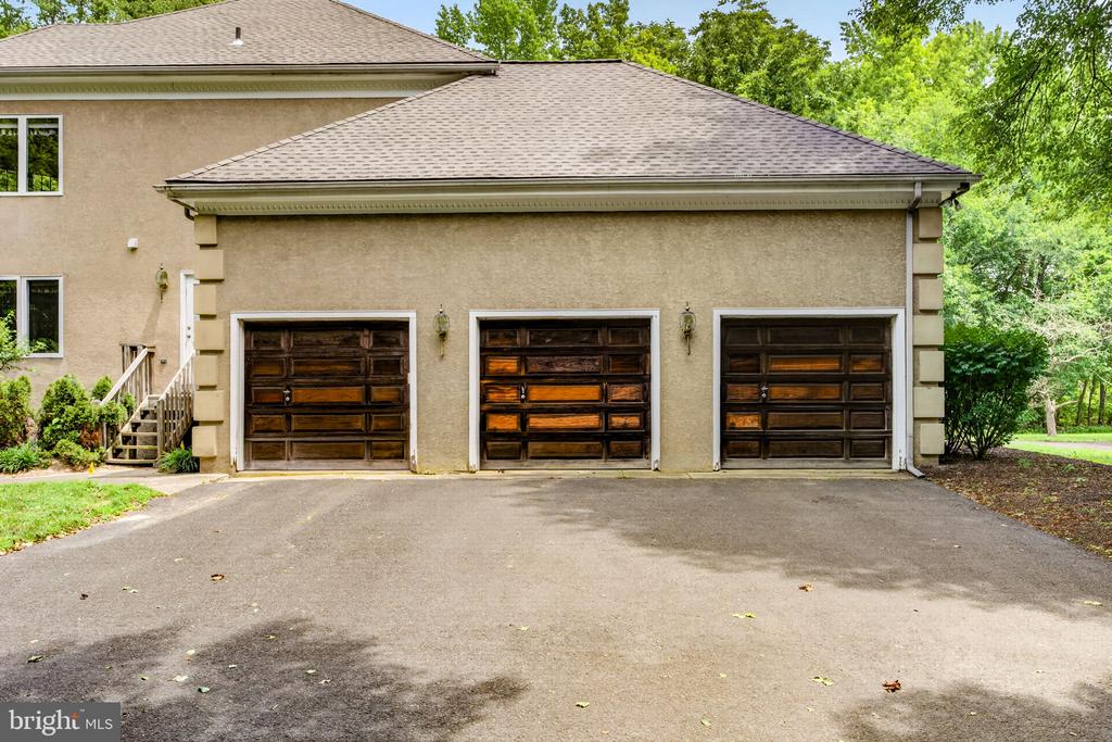 206 BRADDOCK MILL ROAD