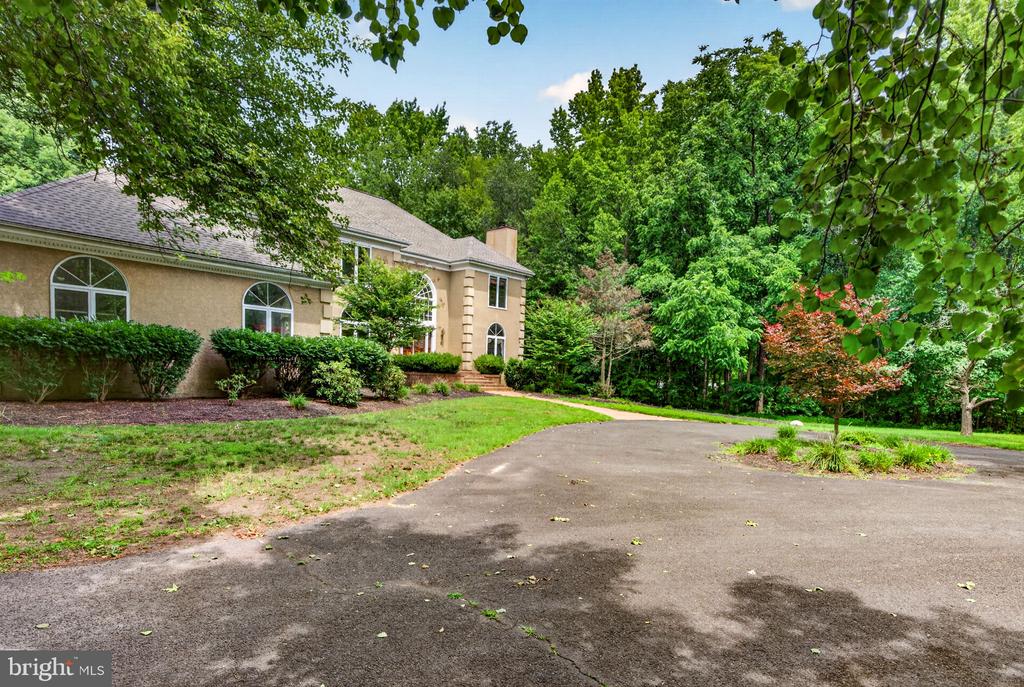 206 BRADDOCK MILL ROAD