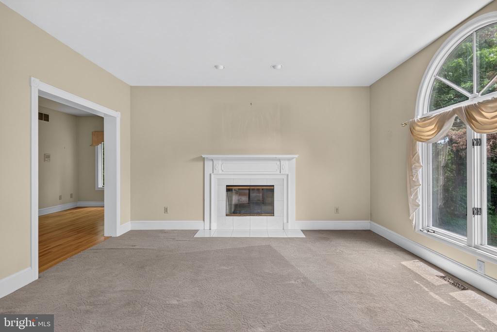 206 BRADDOCK MILL ROAD