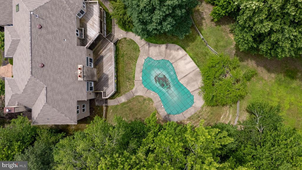 206 BRADDOCK MILL ROAD