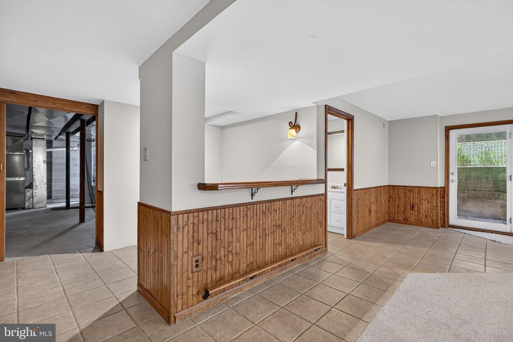 206 BRADDOCK MILL ROAD