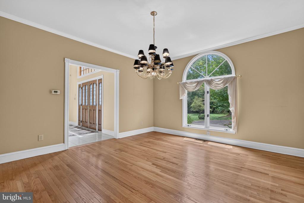 206 BRADDOCK MILL ROAD