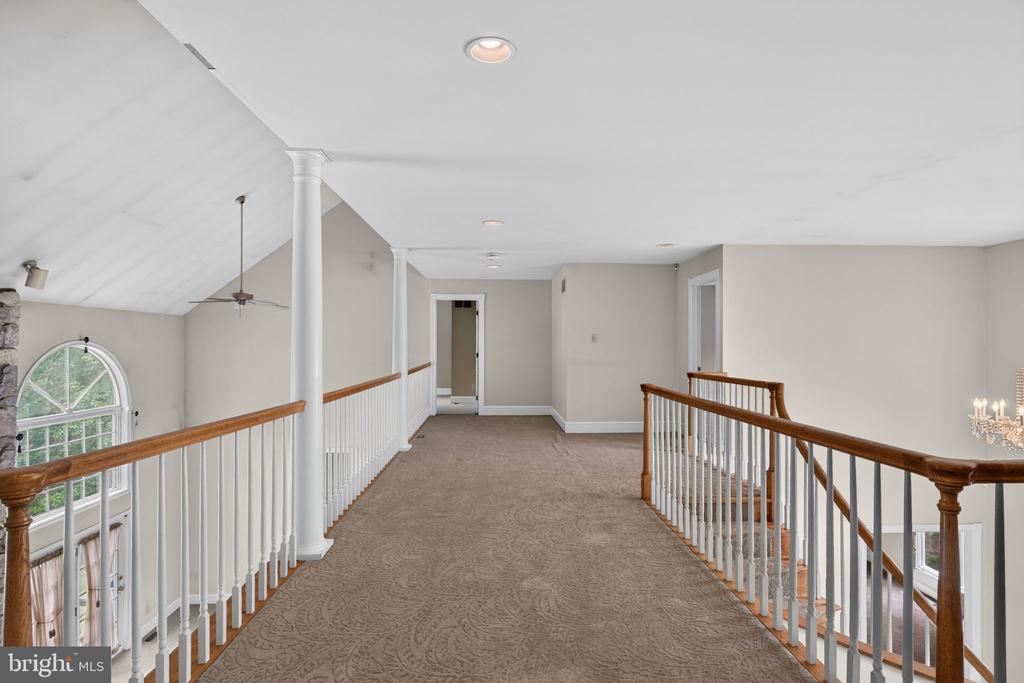 206 BRADDOCK MILL ROAD