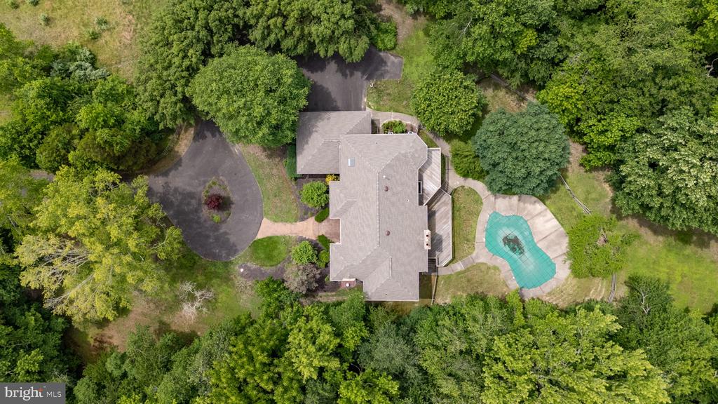 206 BRADDOCK MILL ROAD